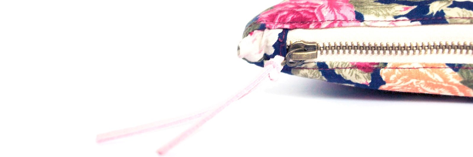 Berenice_Combe's profile banner image