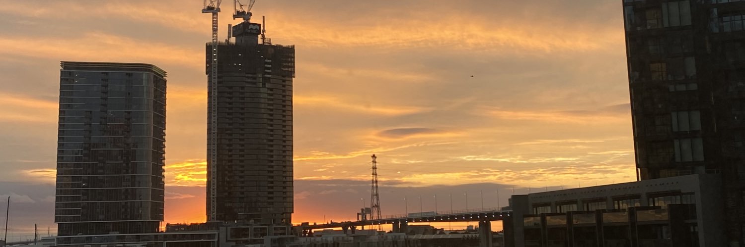 สิ-ริ- banner