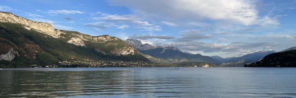 CajaDinesen Profile Banner