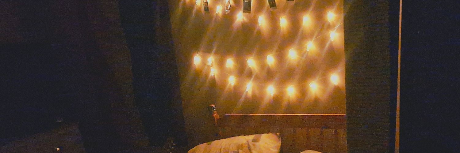 chattelina's profile banner image