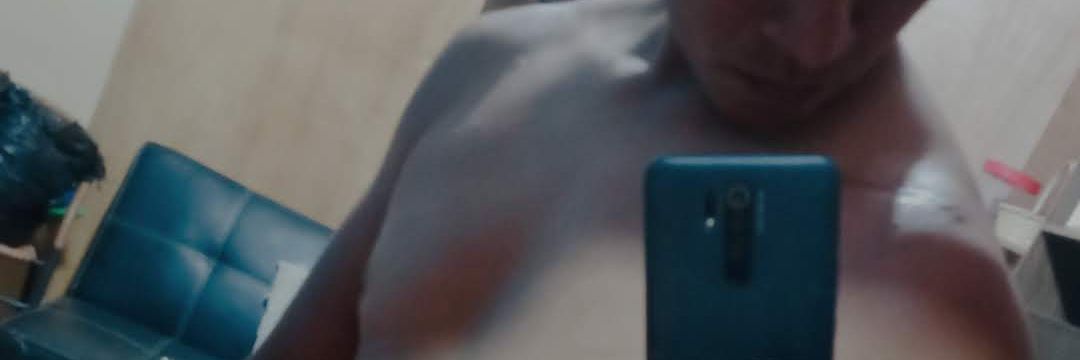B y L pareja swinger banner