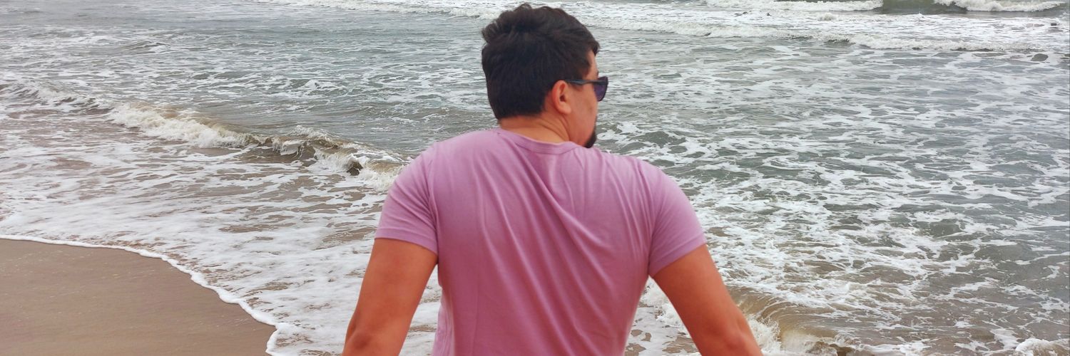 zacktomas's profile banner image