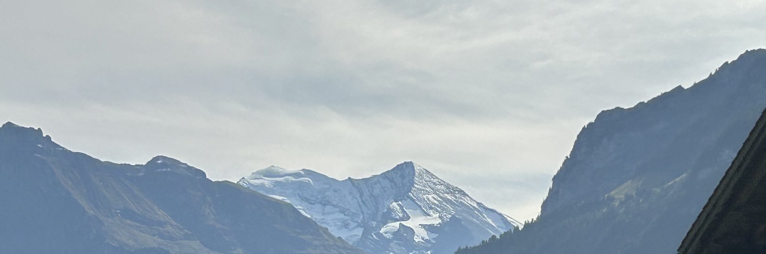 krbmee's profile banner image
