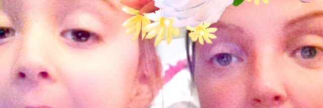 amyvic83's profile banner image