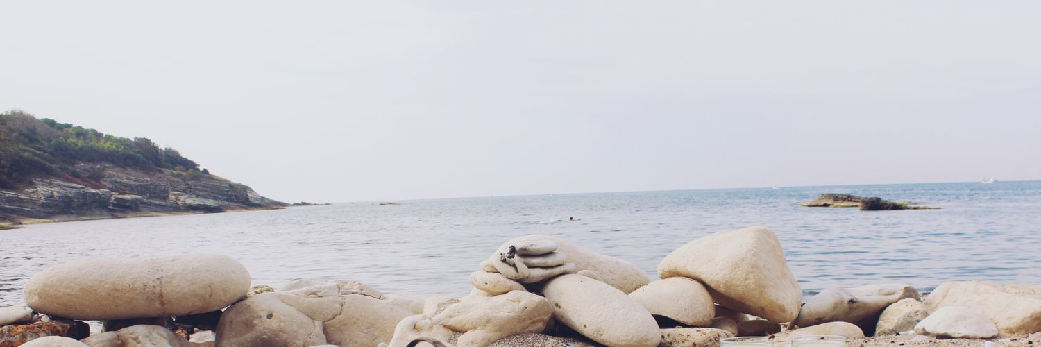 Serapozeer's profile banner image