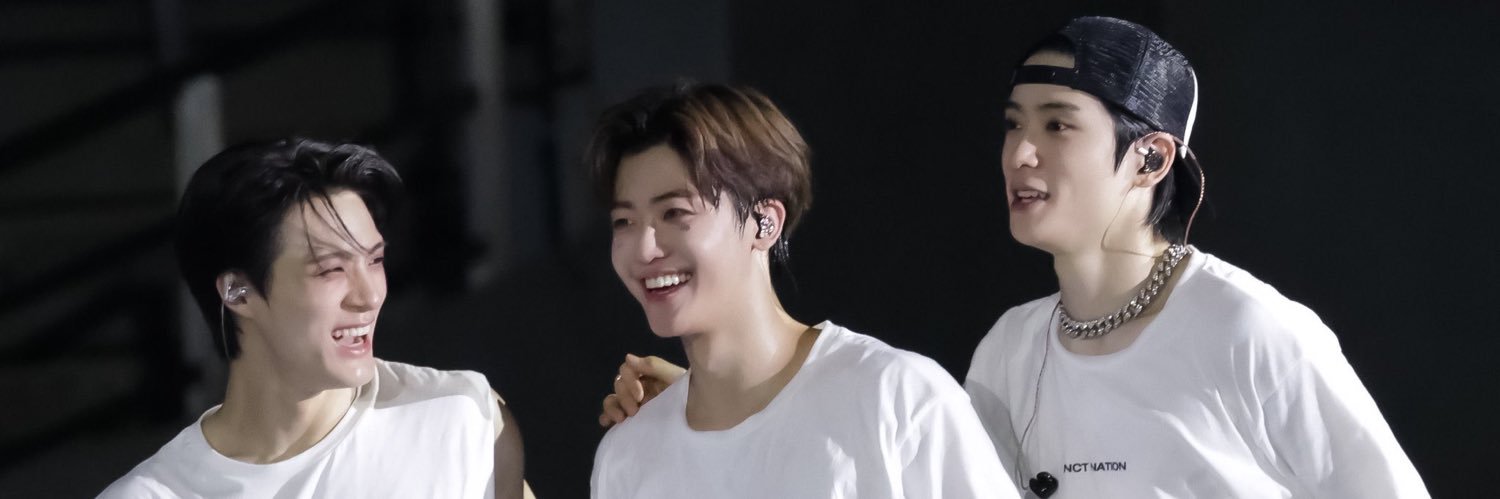 มูมู่น้องชาย 𝓣𝓻𝓲𝓹𝓵𝓮 𝓙 banner