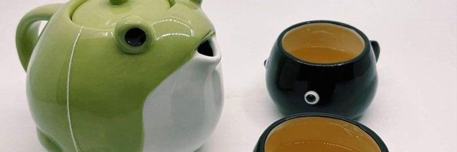 Froggy_Teapot 的个人资料封面