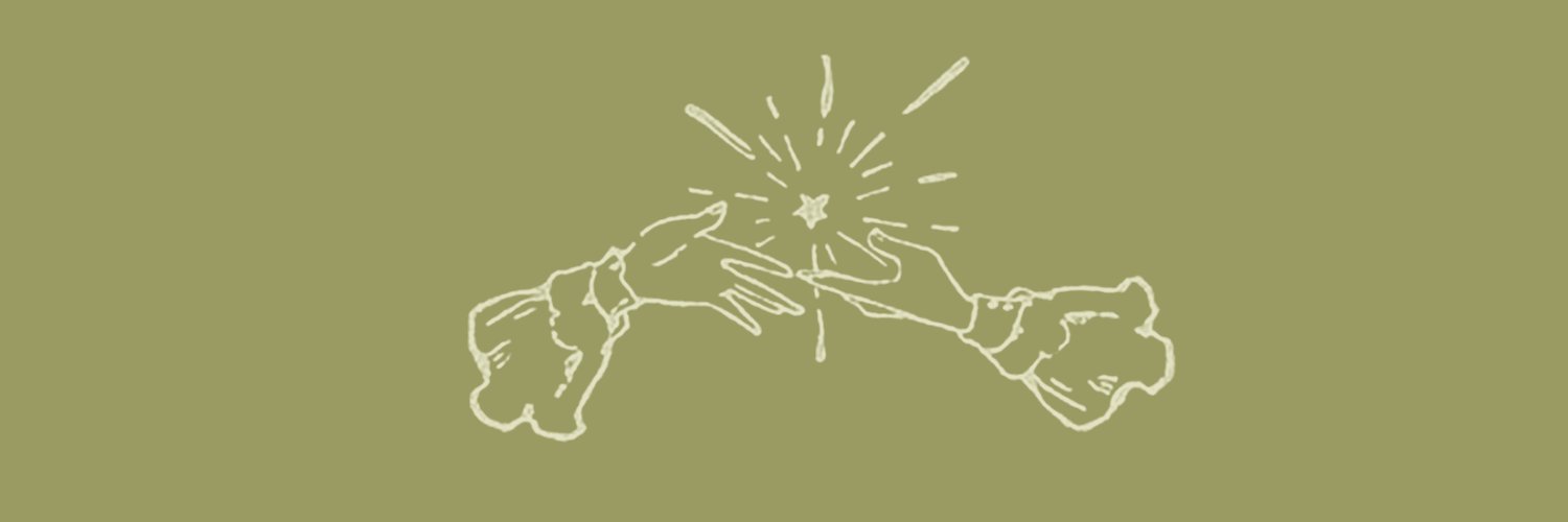 NuriaPeee's profile banner image