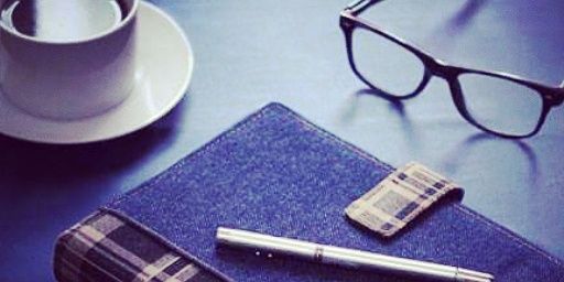 Dina_Unew's profile banner image