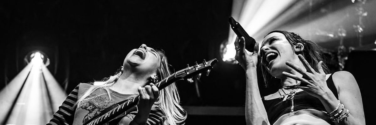k • 🌹🎸's banner