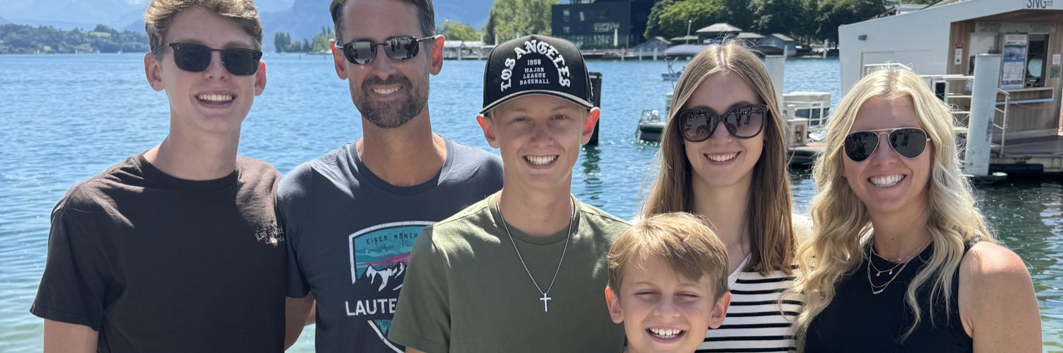 ShopHappyMama's profile banner image