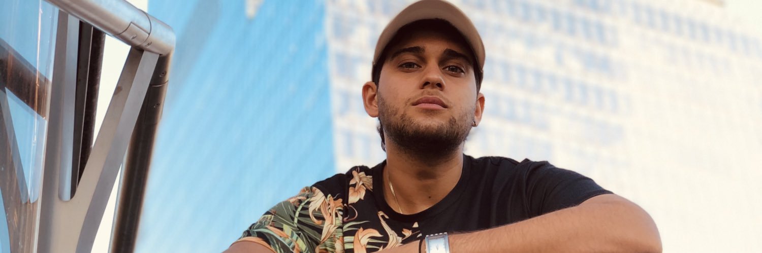 CarlangaxYT's profile banner image