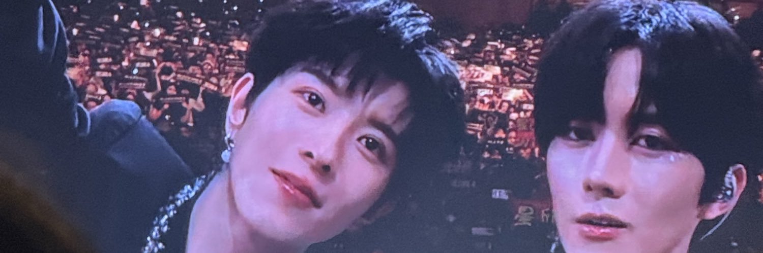 𝑺𝒉𝒐𝒘𝒂𝒑 𖧷˚ ༘ banner