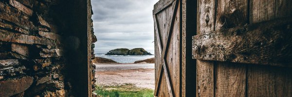 wearedecently Profile Banner