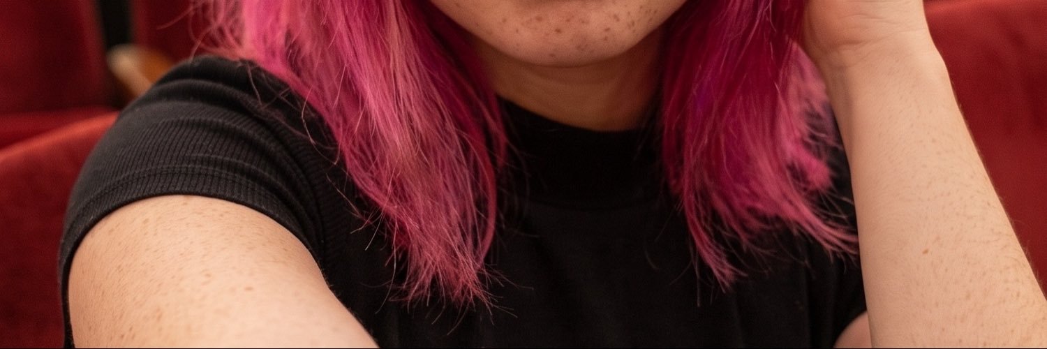 zeliecine's profile banner image