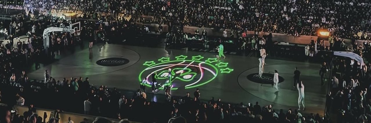 Underwater ☘️'s banner