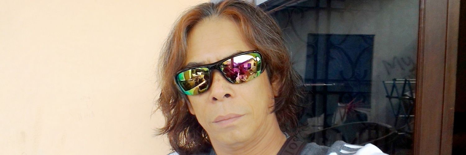 saatsyah's profile banner image