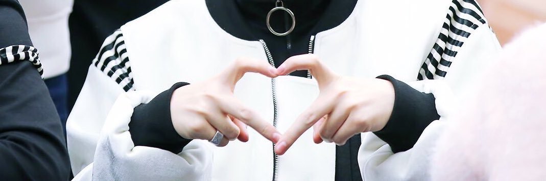 tk___12's profile banner image