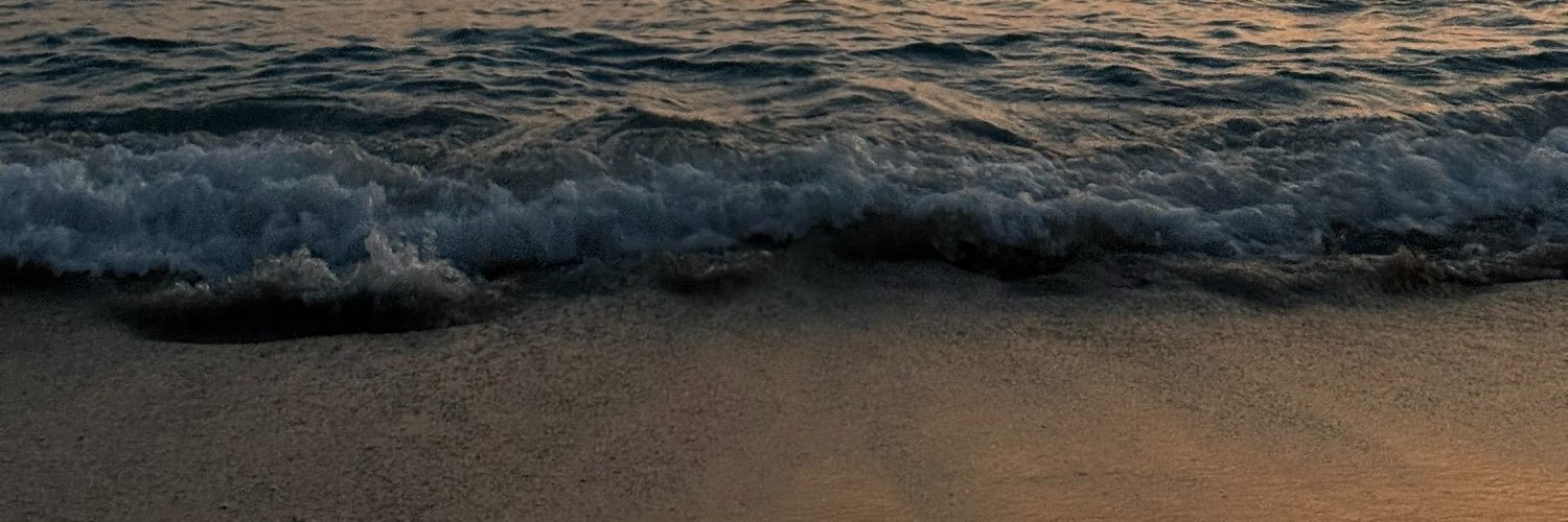 zheke's profile banner image