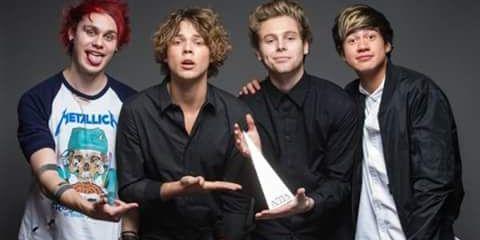 5sos1DOuma's profile banner image