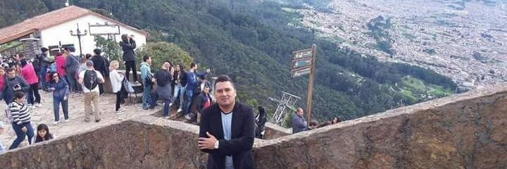 Nando J Lozano banner