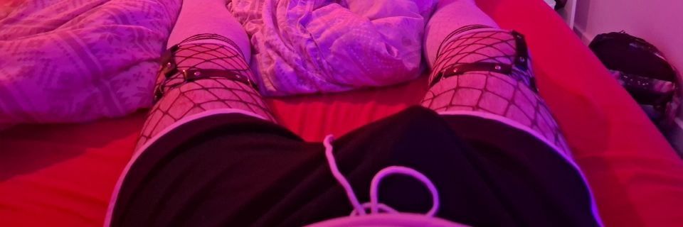 FreakyBritFemXo's profile banner image