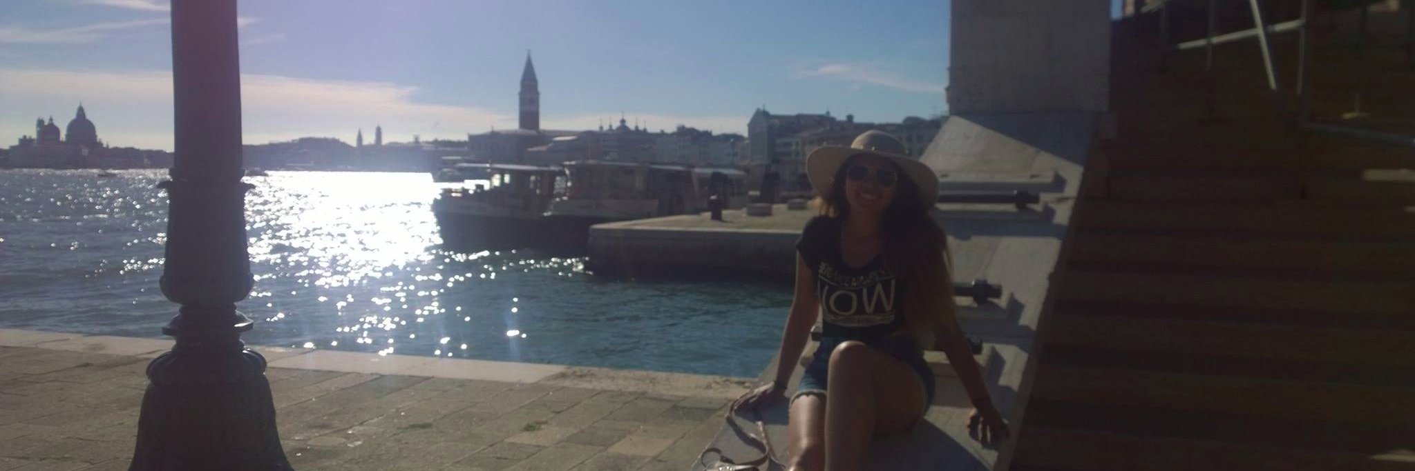 LoreXCastillo's profile banner image