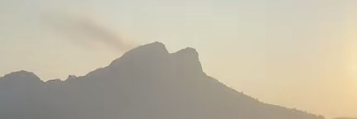 Munir Axa banner