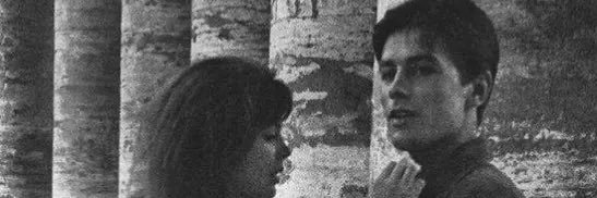 F banner