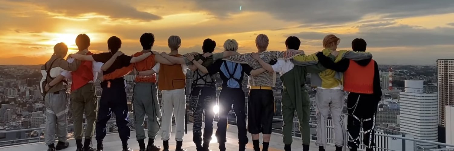 y_mini_ini's profile banner image