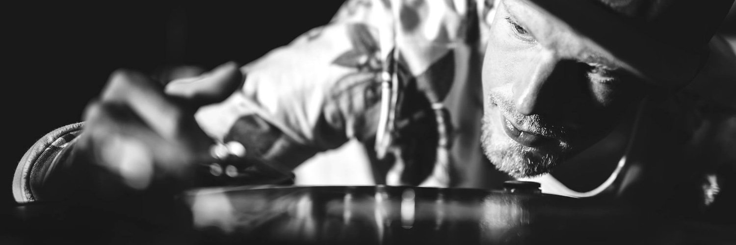 MrDikkens's profile banner image