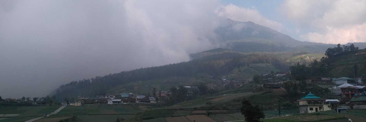 Yournothiing's profile banner image