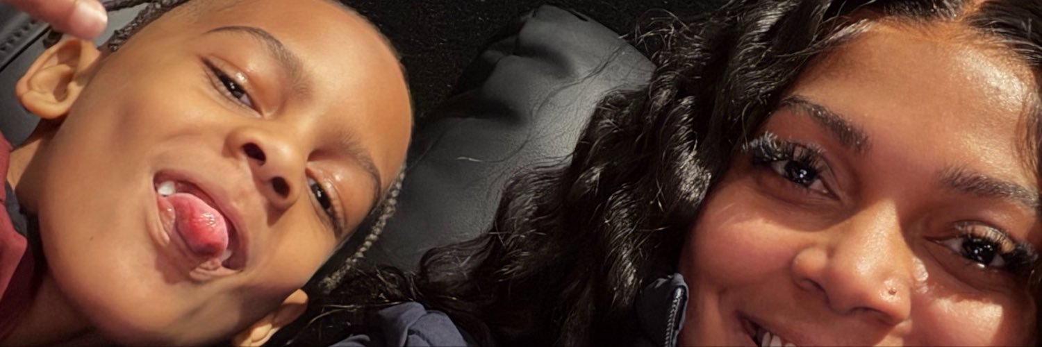 1helluvahkind's profile banner image