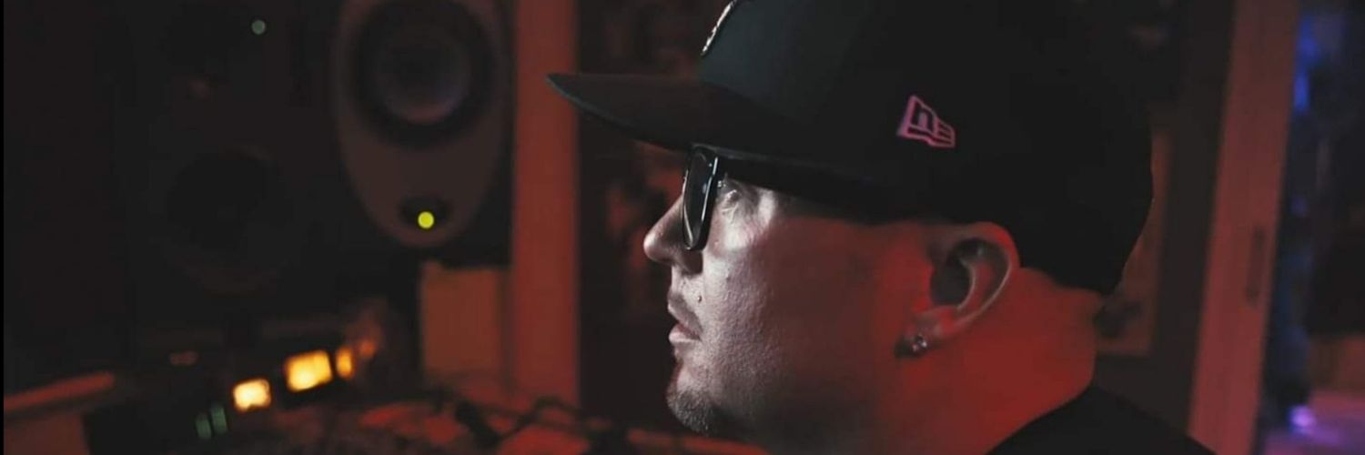 Komain574's profile banner image