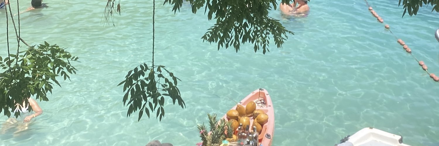 AlexXxrsRo's profile banner image