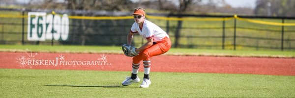 KeelyMathis1 Profile Banner