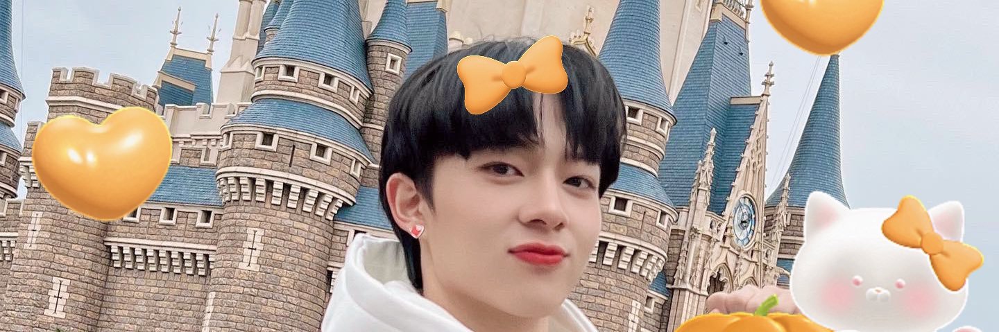 ployyyy_ployyy's profile banner image