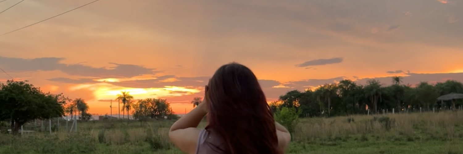 Luzcohene's profile banner image