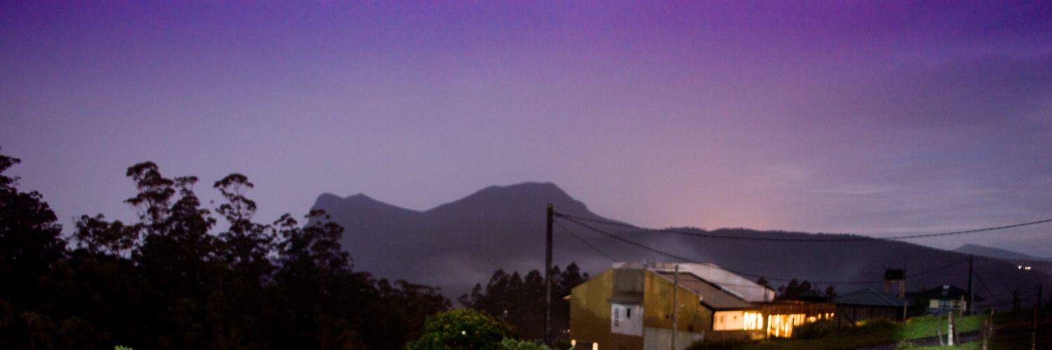 ymithira's profile banner image
