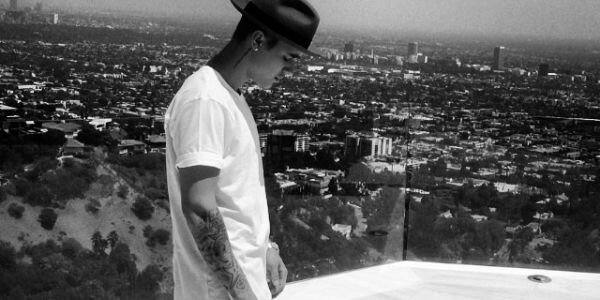 derekjdb_'s profile banner image