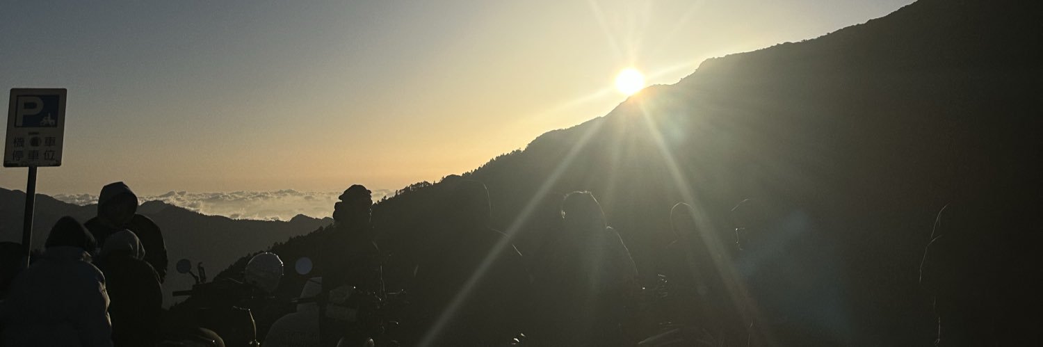 fancy_1121_'s profile banner image
