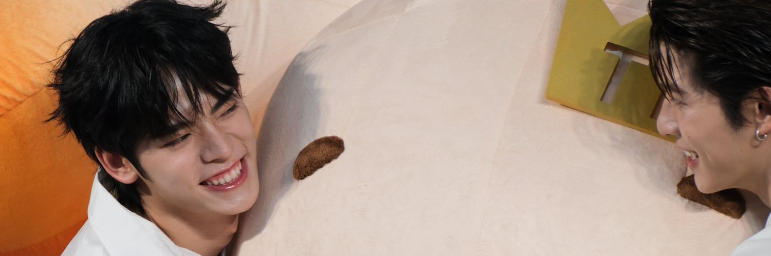 OOHREAL's profile banner image