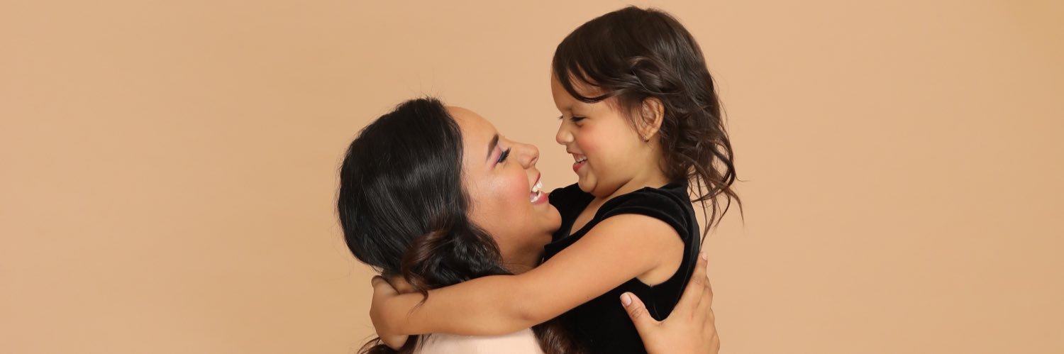 MichellRosales's profile banner image