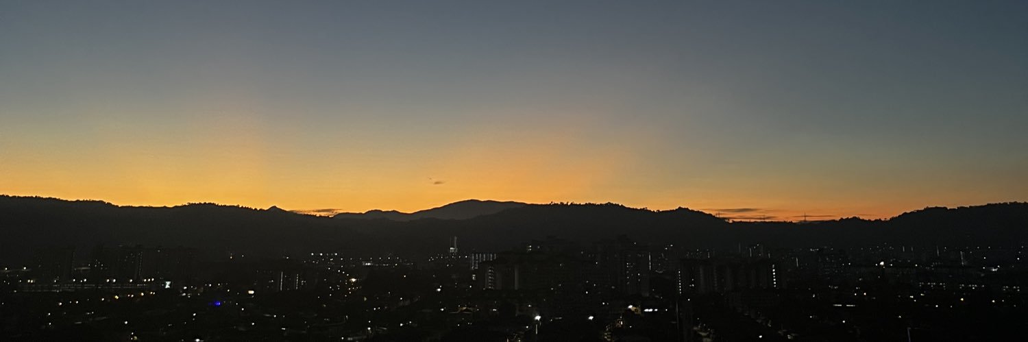 frrhnjw's profile banner image