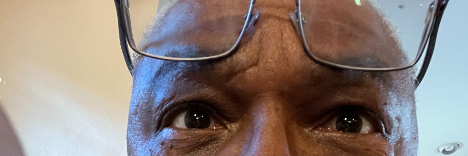 Deeckon's profile banner image