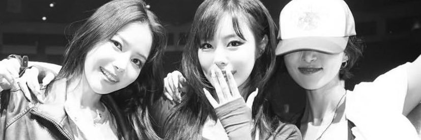nini3j3's profile banner image