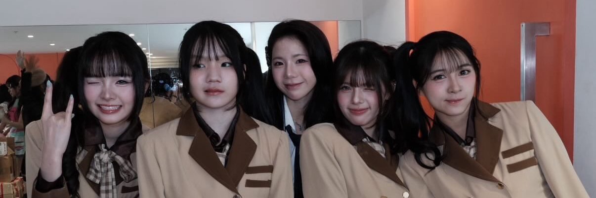 mheeTeam's profile banner image