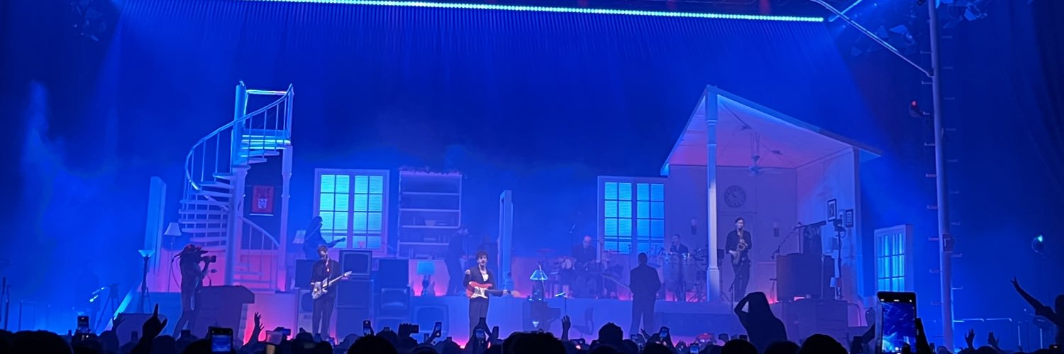 ellie banner