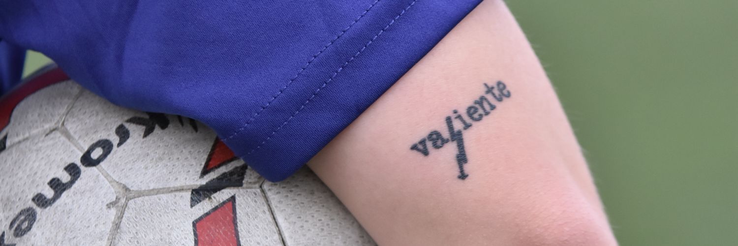 elenitagrm15's profile banner image