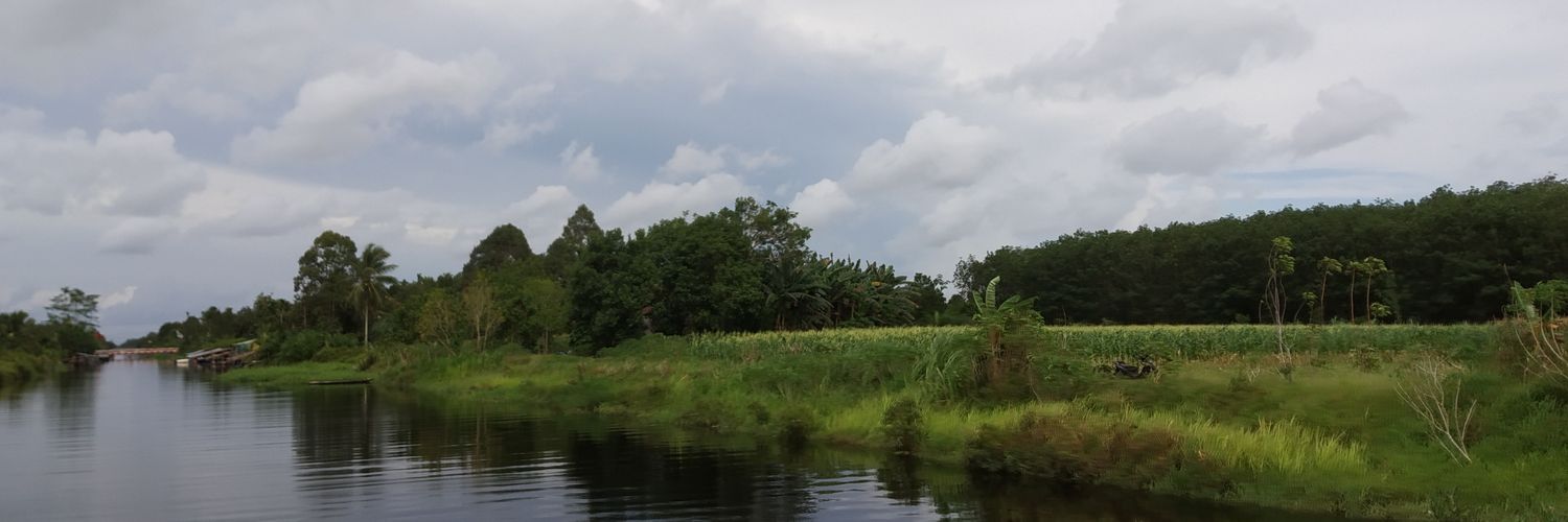 AdheNinuk's profile banner image